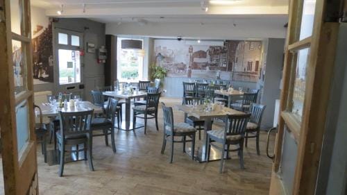 The Lion Waddesdon Inn in Aylesbury Vale