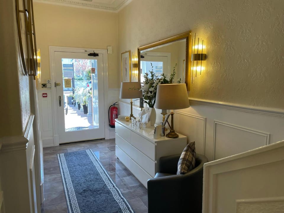 Beechwood Ensuite Guest House Hotel in Ayr