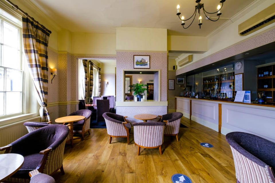 Bar/lounge