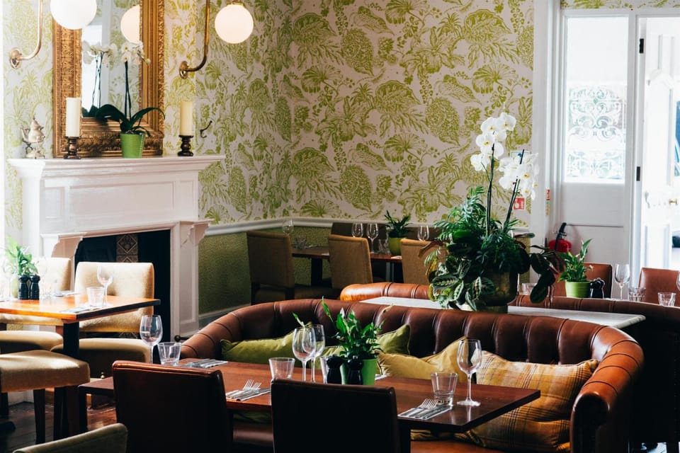 Embankment Hotel Hotel in Bedford
