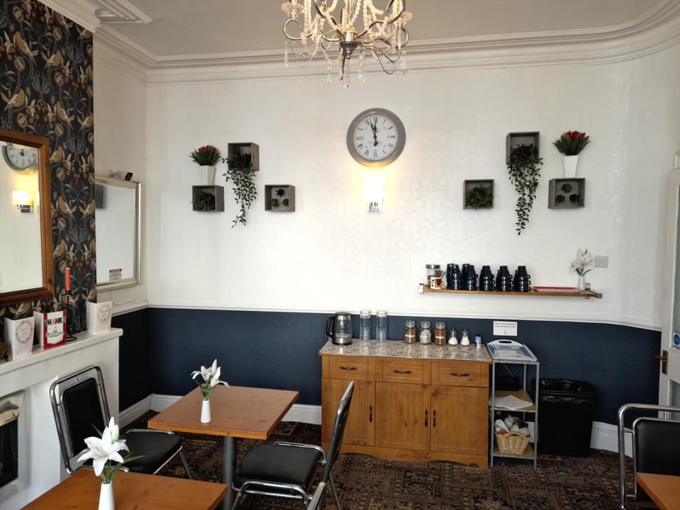 Phoenix Guest House Hotel in Blackpool