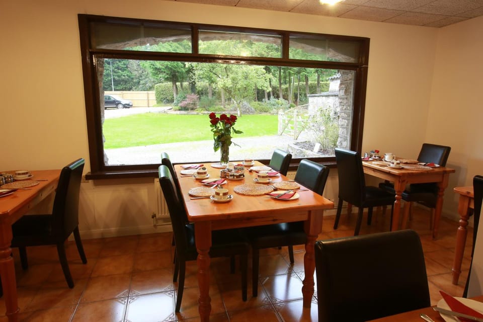 Ewenny Farm Guest House Hotel in Bridgend