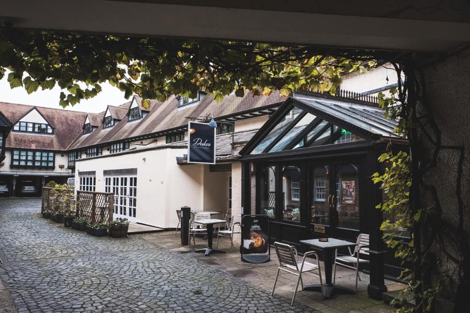 Buckingham Villiers Hotel Hotel in Aylesbury Vale