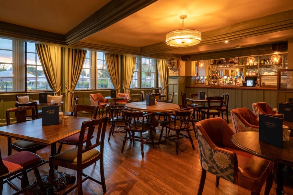 Prince of Burford Hotel in West Oxfordshire District