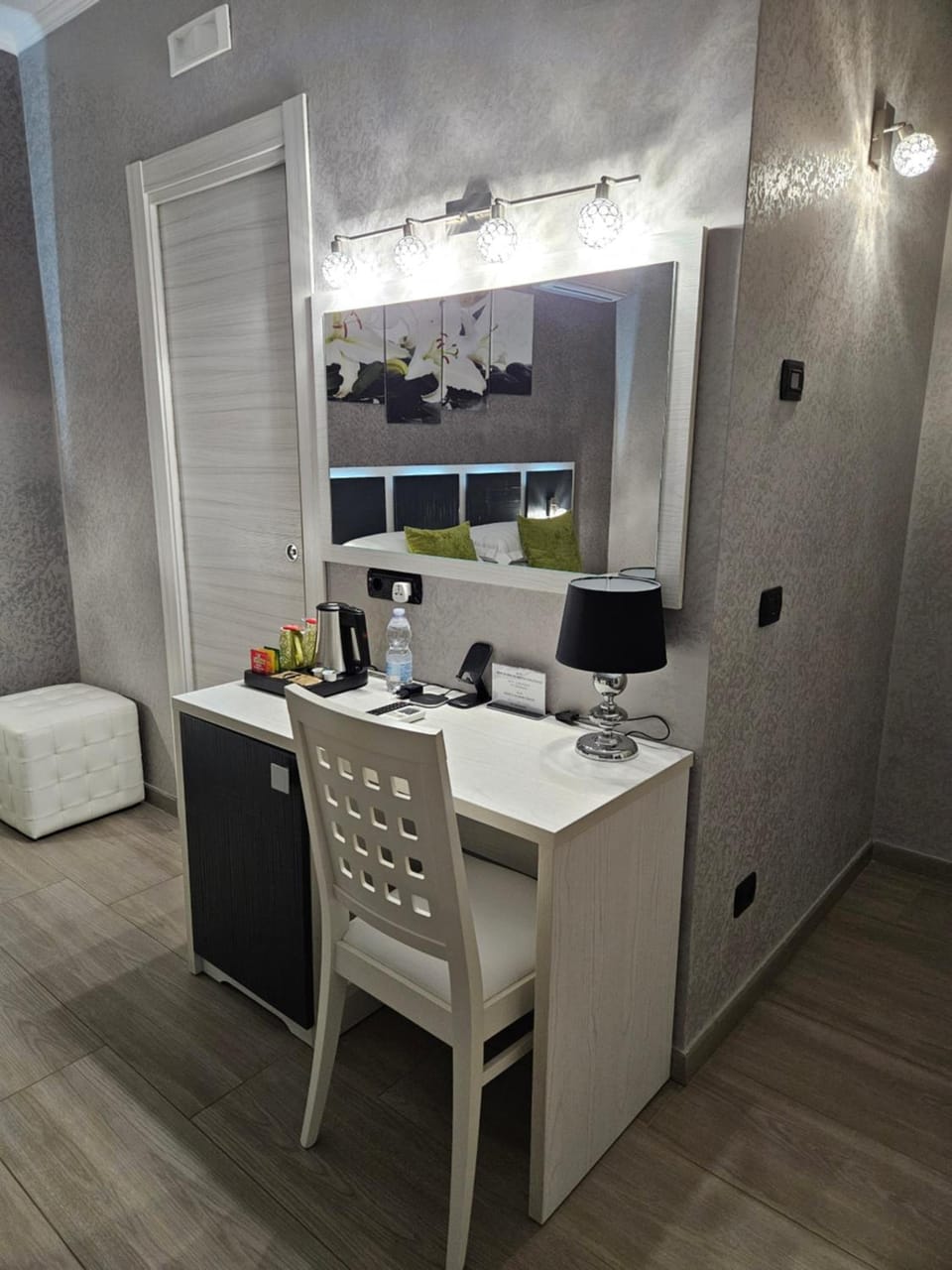 Albis Rooms Guest House Hotel in Fiumicino