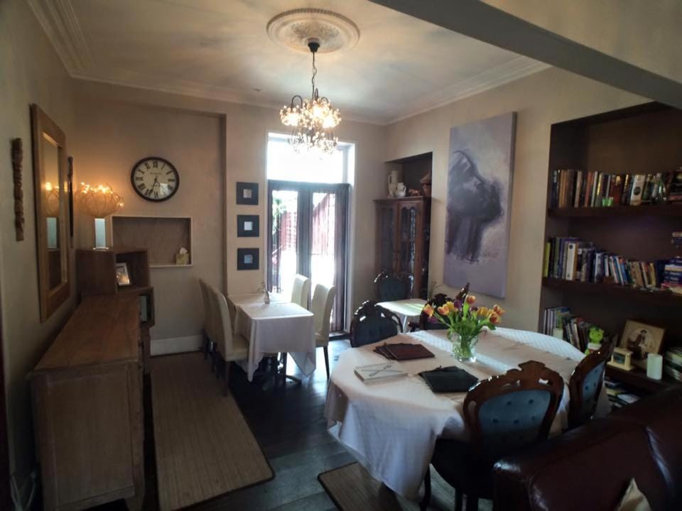Ty Rosa Rooms Hotel in Cardiff