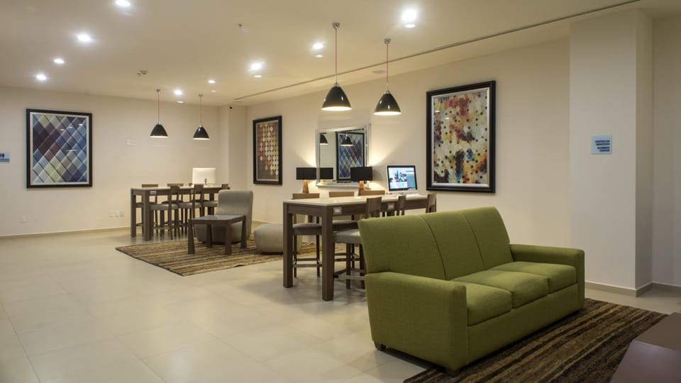 Holiday Inn Express Mexico - Toreo By IHG Hotel in Mexico City