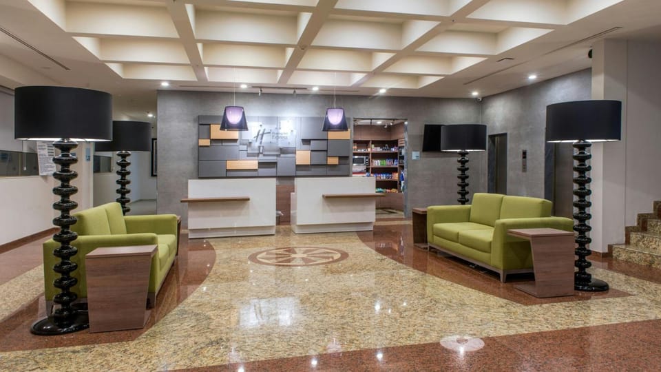 Holiday Inn Express Mexico - Toreo By IHG Hotel in Mexico City