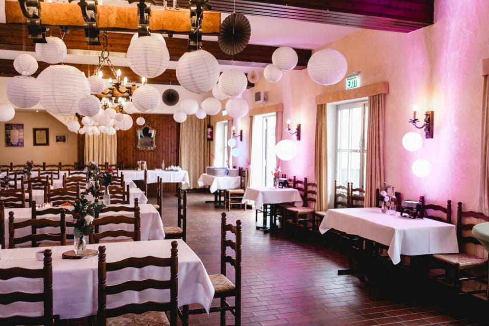 Banquet hall