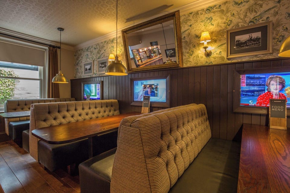 Norfolk Arms Inn in Glossop