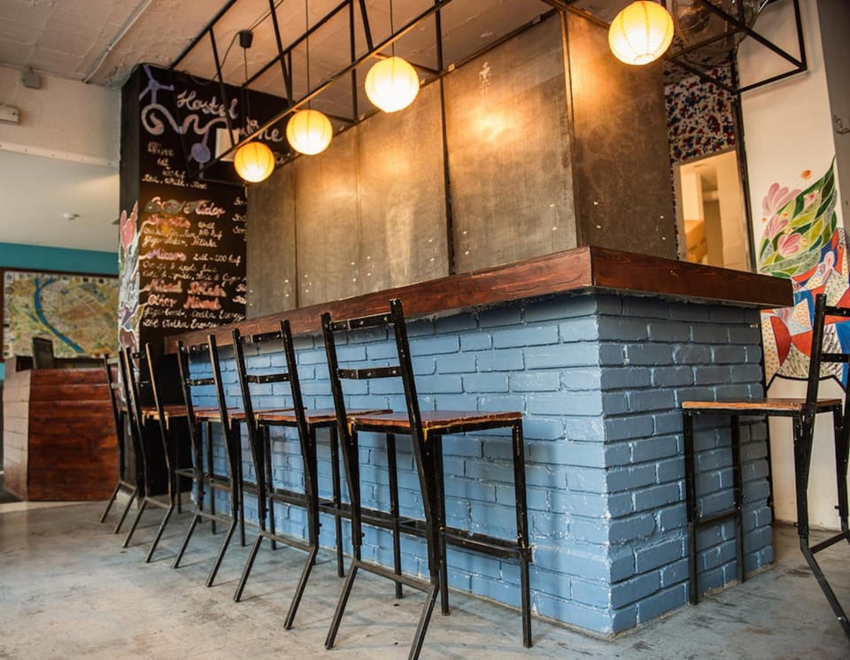 Bar/lounge