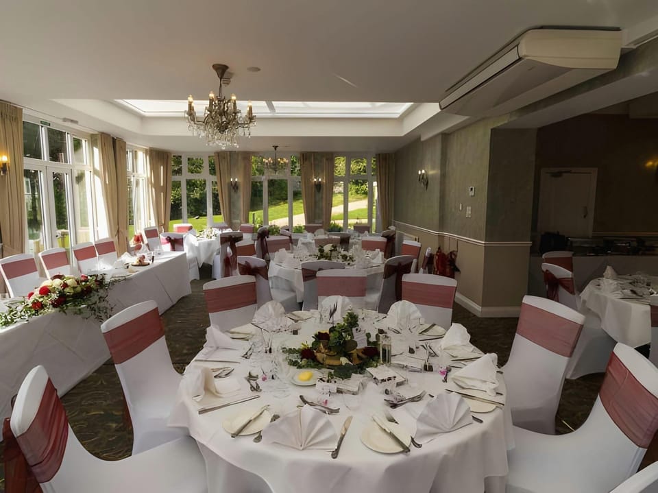 Farnham House Hotel Hotel in Borough of Waverley