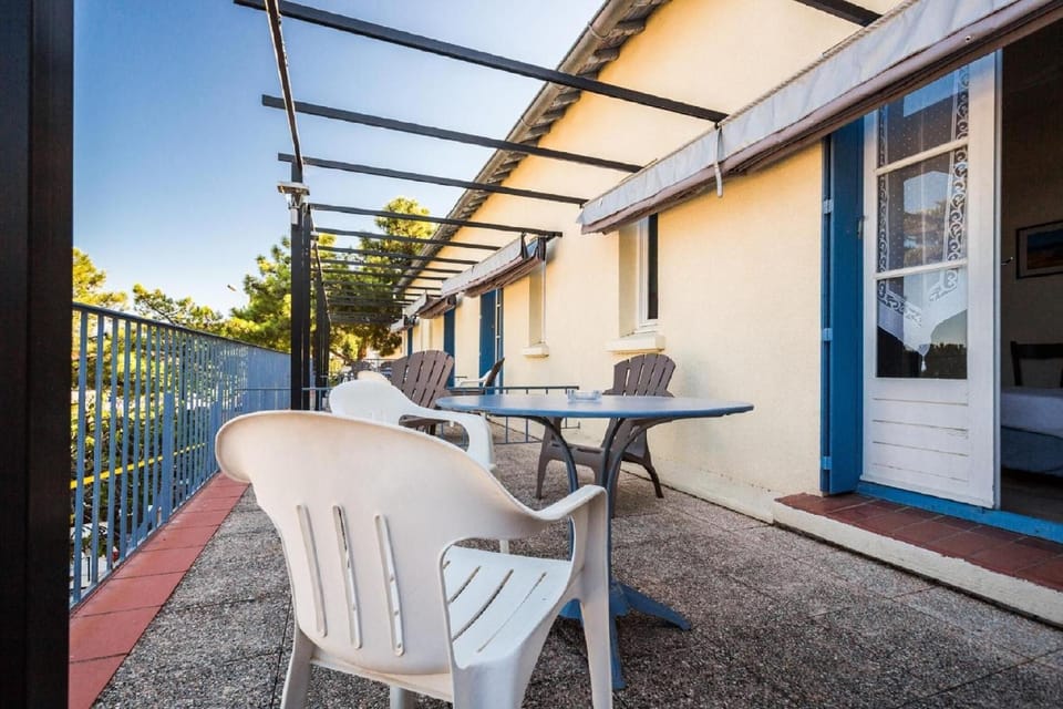 Hotel Oasis Hotel in Argeles-sur-Mer
