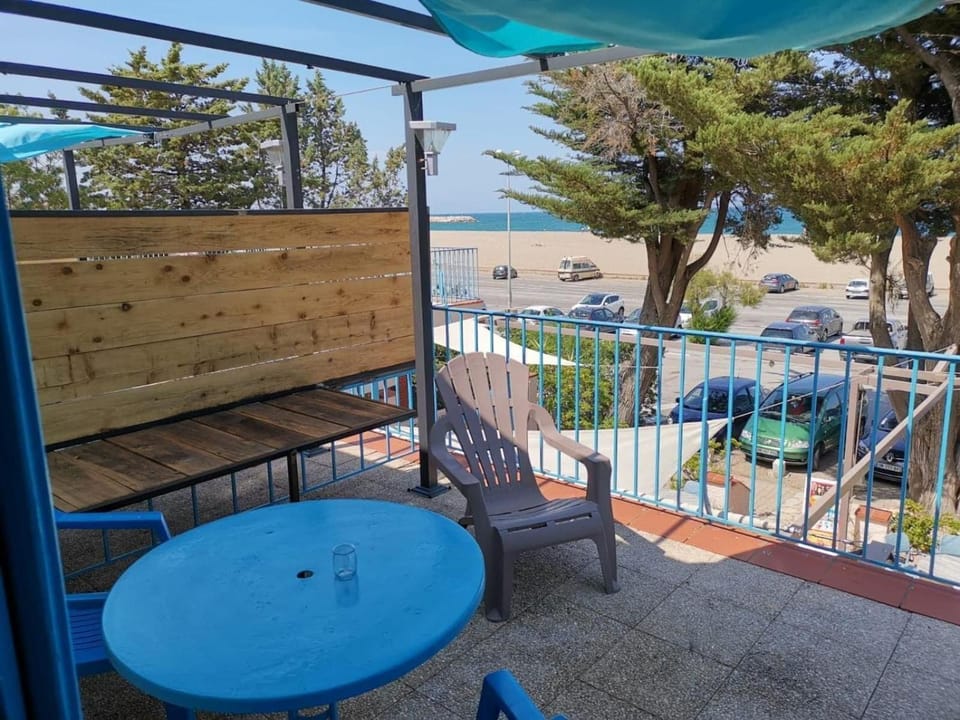 Hotel Oasis Hotel in Argeles-sur-Mer