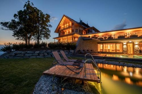 Gipfelhaus Magdalensberg Hotel in Carinthia, Austria