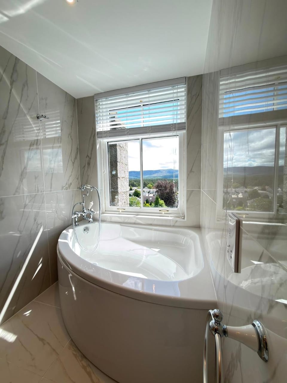 Grant Arms Hotel Hotel in Scotland