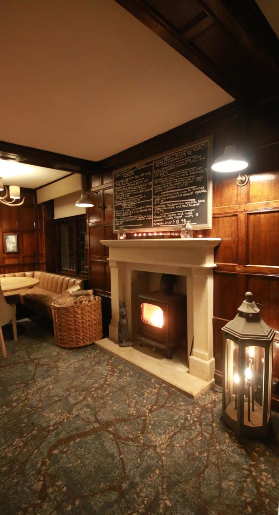 Bar/lounge