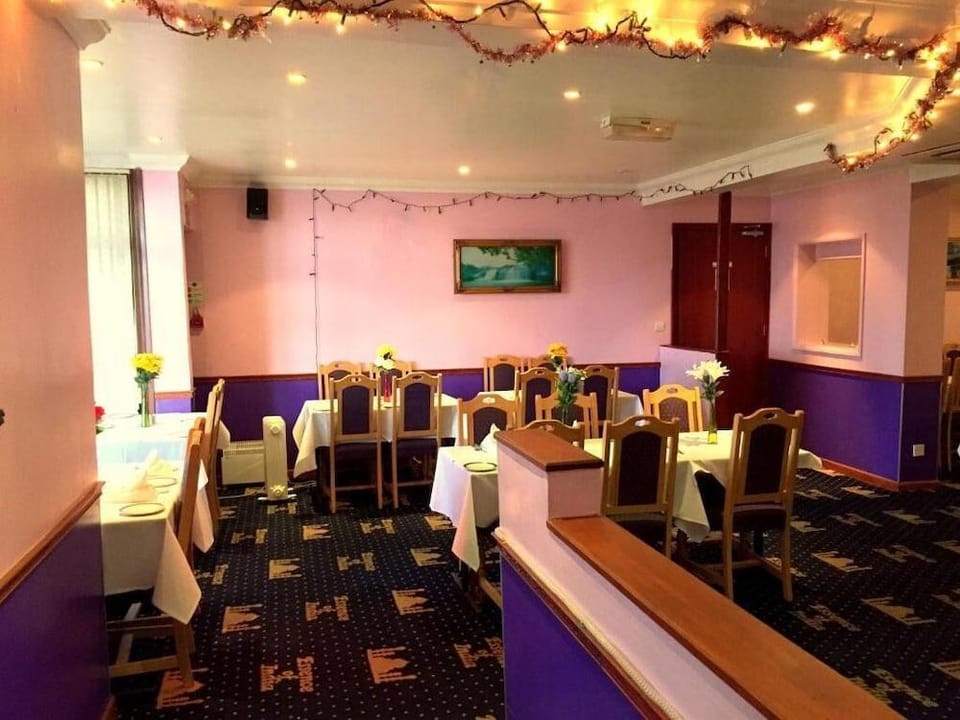 The Oasis Hotel Hotel in Harlow