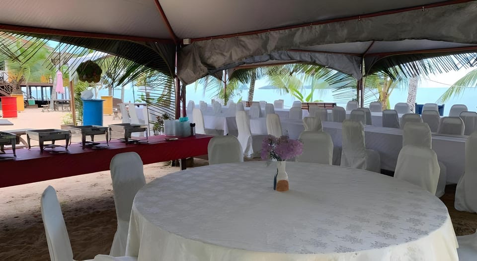 Seaside Travellers Inn Inn in Sabah