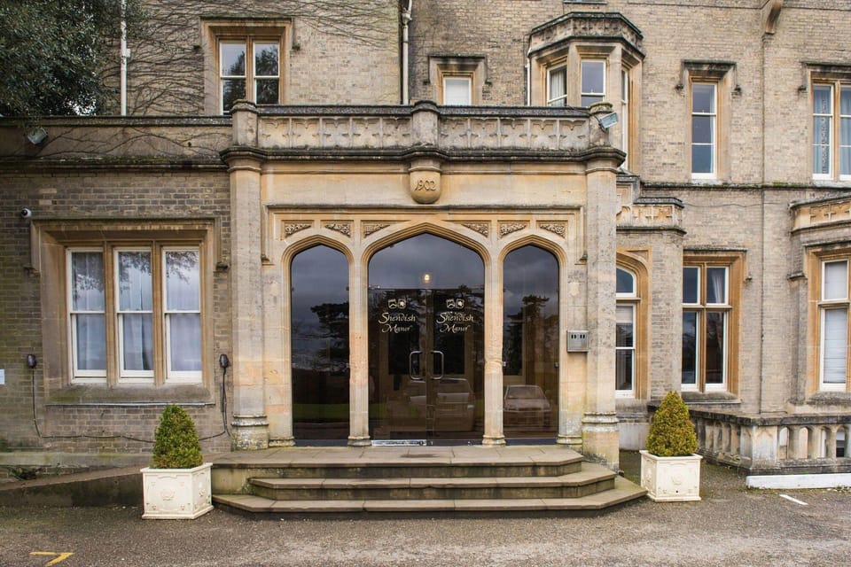 Shendish Manor Hotel & Golf Course Hotel in Hemel Hempstead