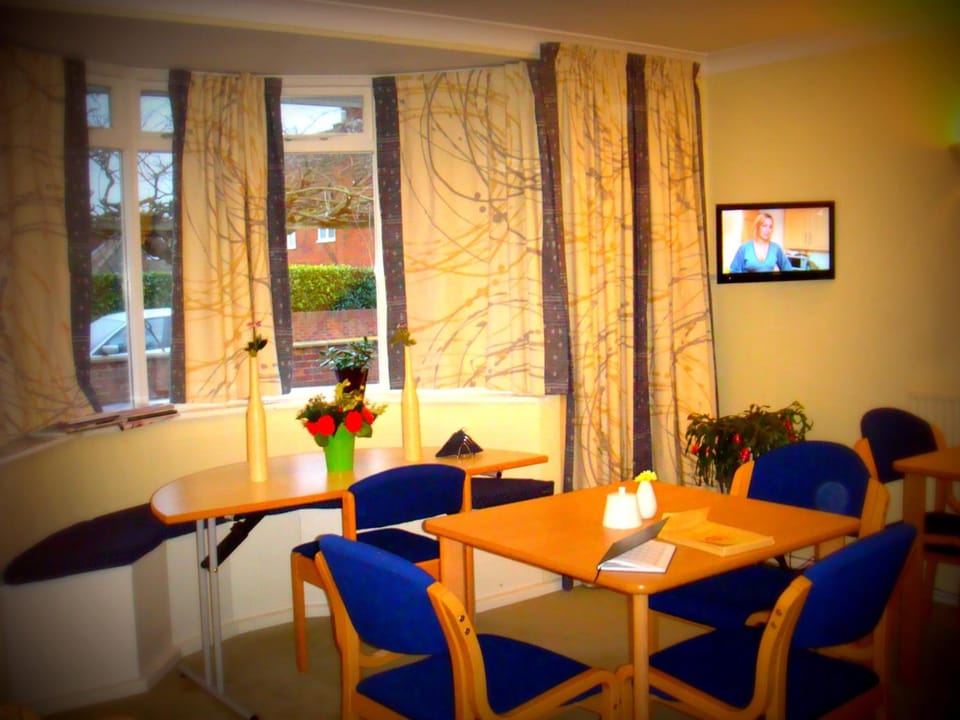 Malvern House Hotel in High Wycombe
