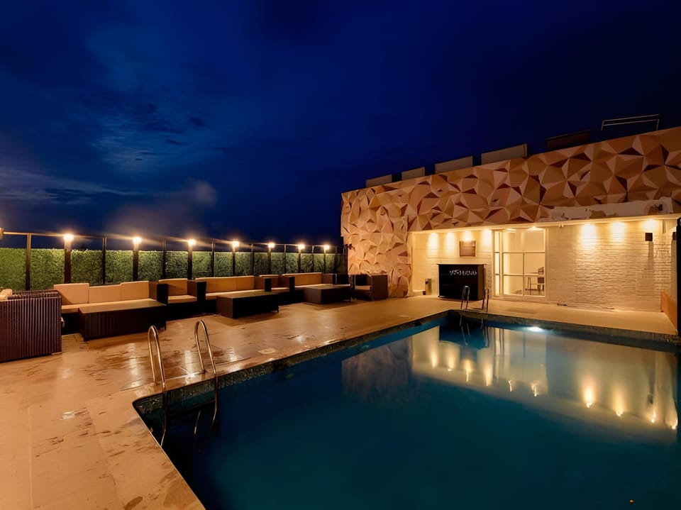 Roopa Elite Hotel in Mysuru