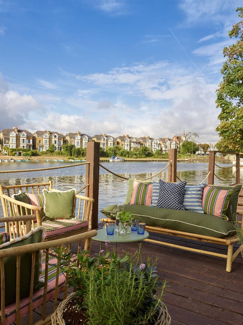 Mitre Hotel Hotel in Molesey