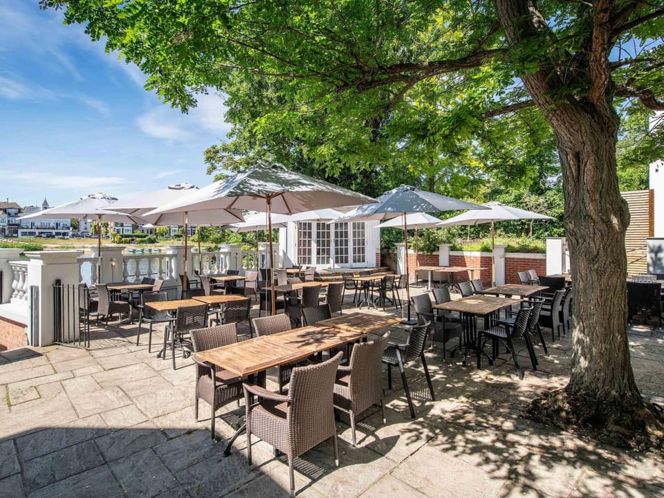 Mitre Hotel Hotel in Molesey