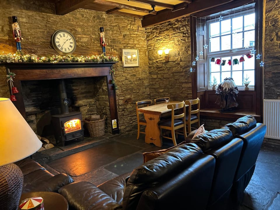 Castle Inn Hotel in Llangunllo