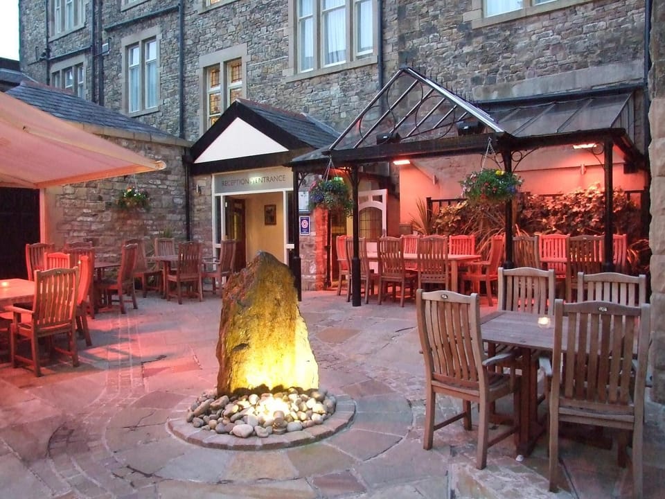 Toll House Inn Hotel in Lancaster