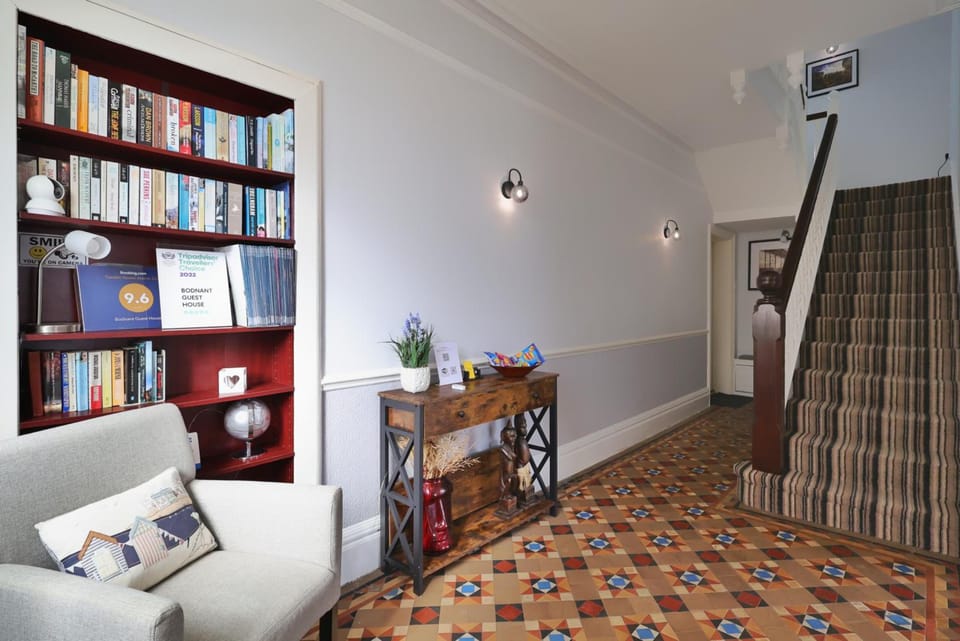 Bodnant Guest House Hotel in Llandudno