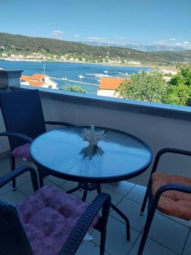 Ljubica Apartments and Rooms Hotel in Supetarska Draga