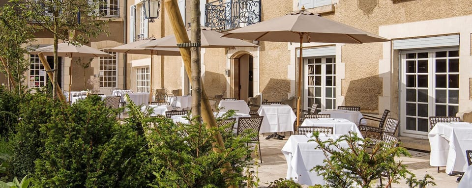 hotel de la Poste et du Lion d'Orl Hotel in Bourgogne-Franche-Comté