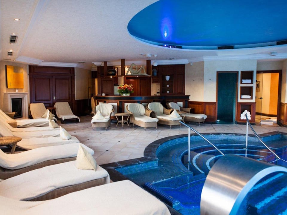 Fredrick's Hotel Restaurant Spa Hotel in Maidenhead