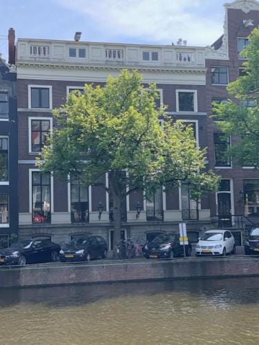 Empire suites garden view Hotel in Amsterdam