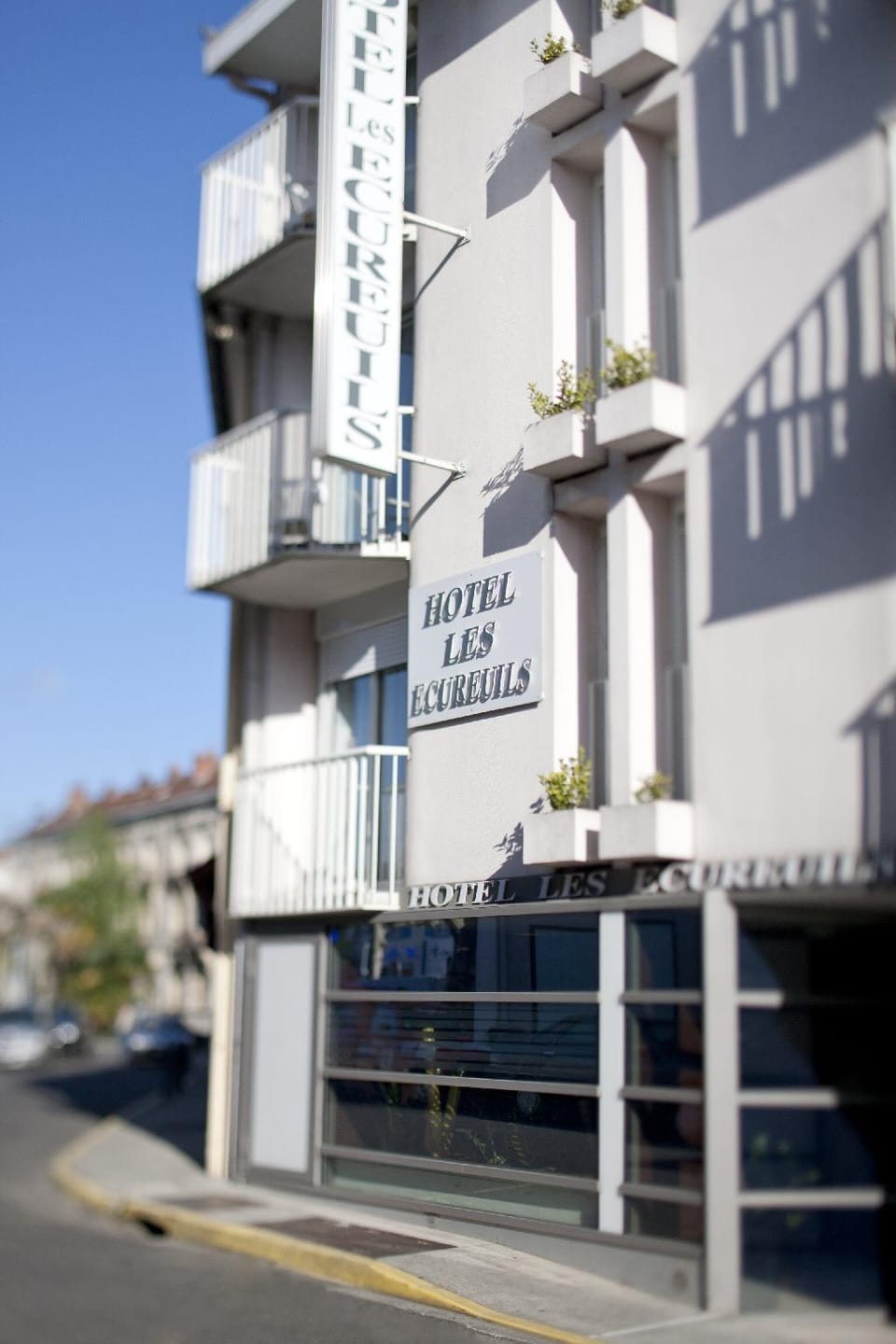 Hotel Thermes Les Ecureuils-Dax Hotel in Dax