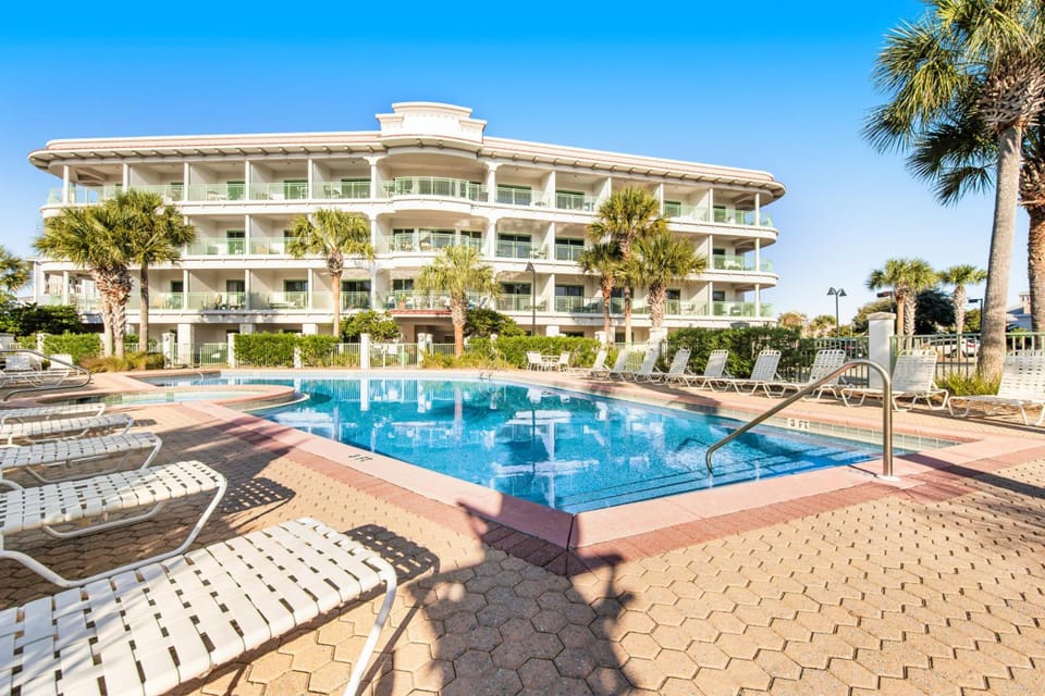 Inn at Seacrest 403 Hotel in Rosemary Beach