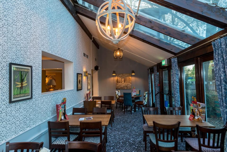 Wee Waif by Greene King Inns Hotel in South Oxfordshire District