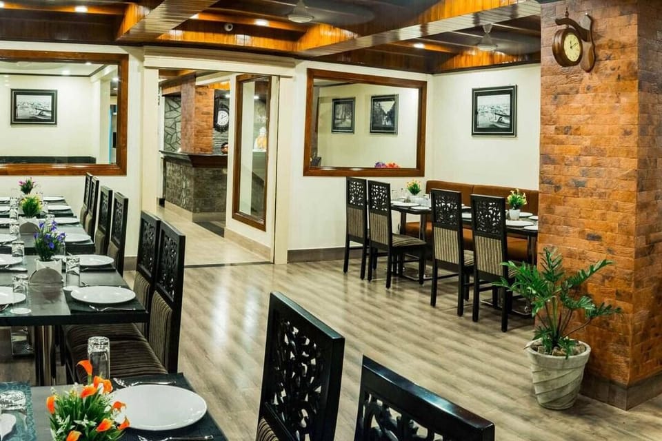 Hotel Tin Tin Bijanbari Hotel in West Bengal