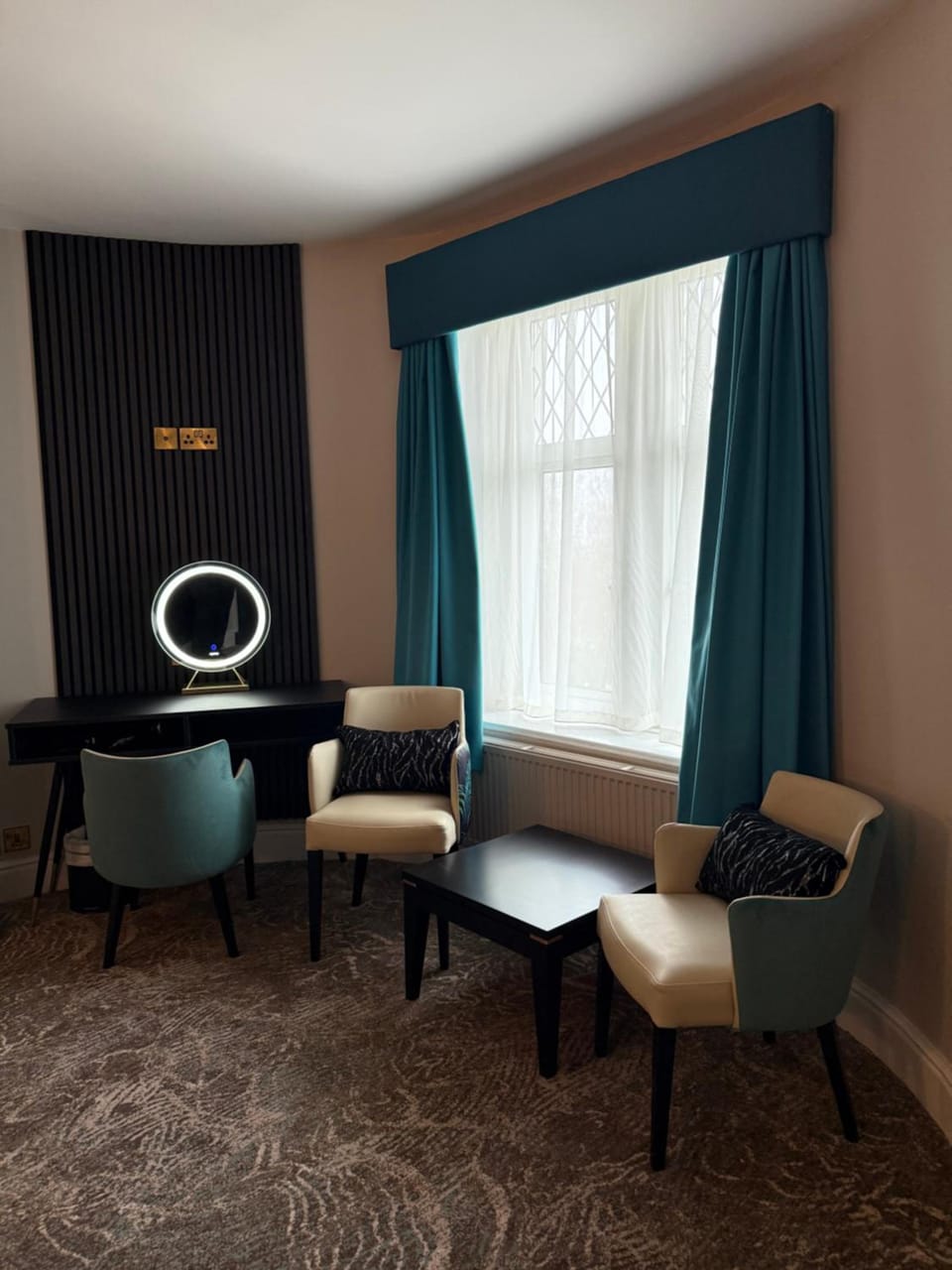 Lyons Woodlands Hall Hotel in Wales