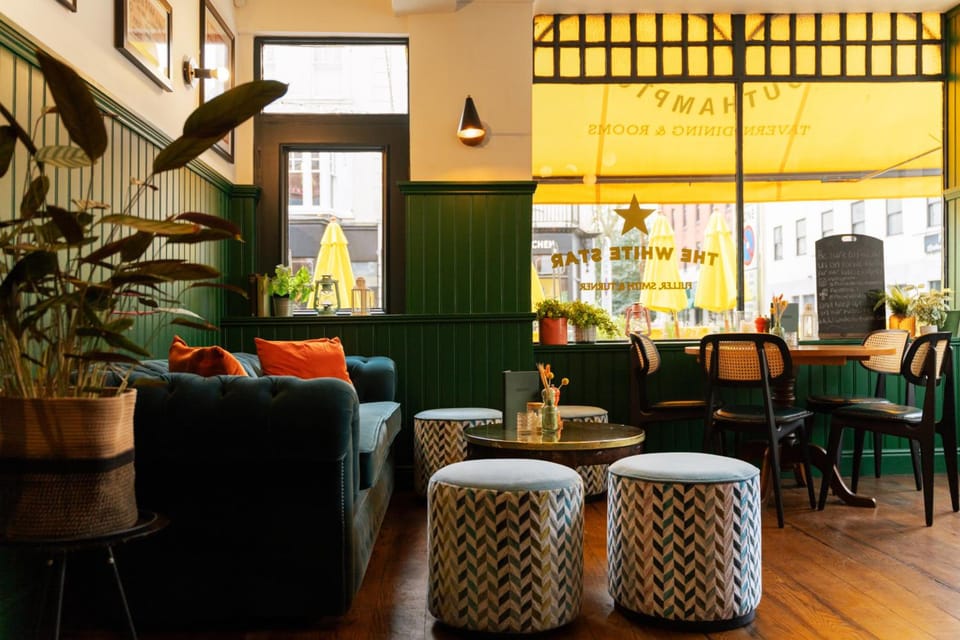 The White Star Tavern Hotel in Southampton