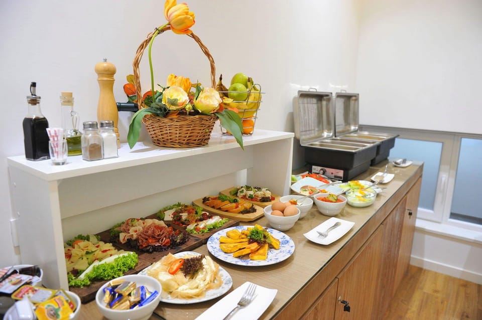 Belgrade Inn Garni Hotel Hotel in Belgrade