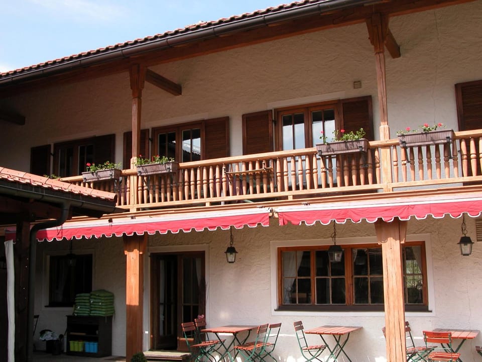 Hotel-Restaurant Zum Hirschhaus Inklusiv Chiemgaukarte Hotel in Ruhpolding