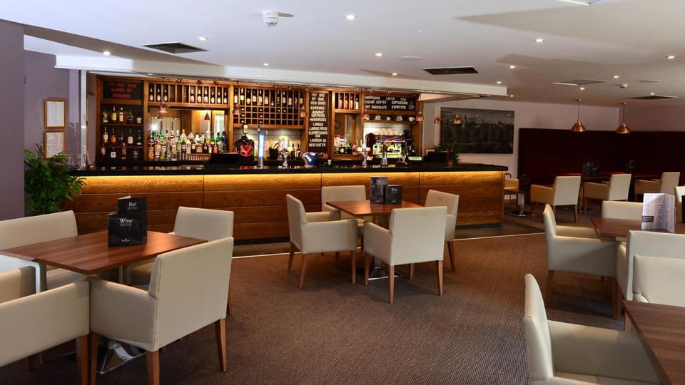 Bar/lounge