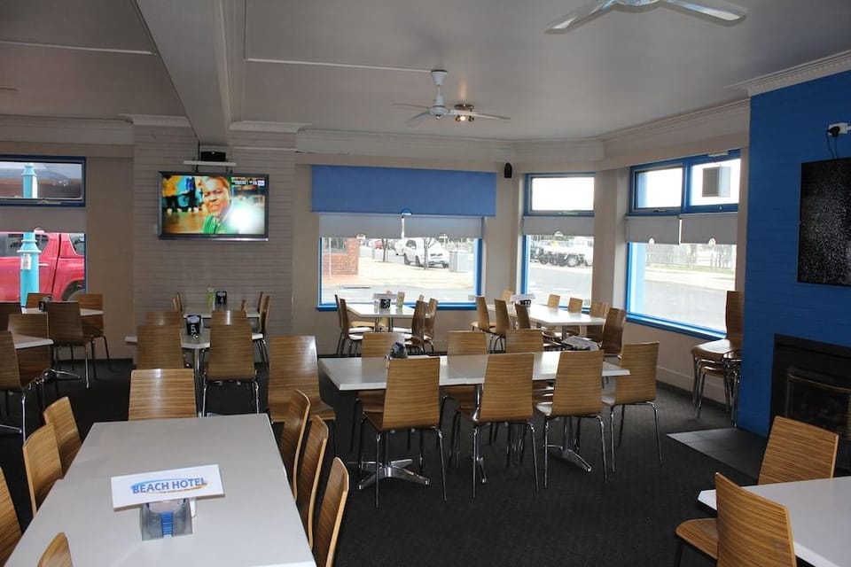 Beach Hotel Hotel in Burnie