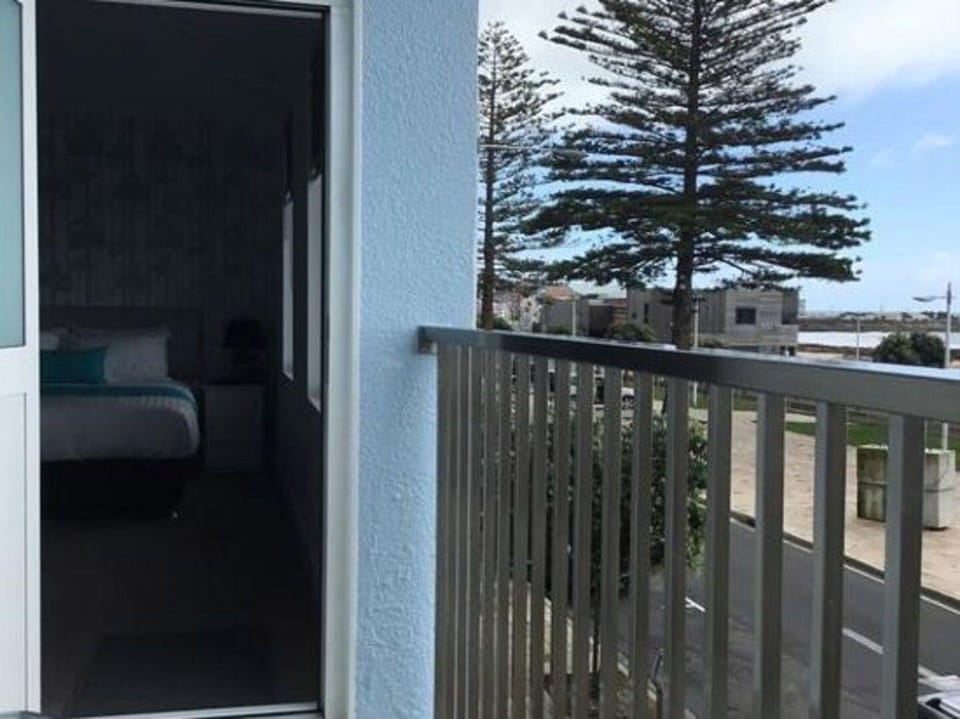 Beach Hotel Hotel in Burnie