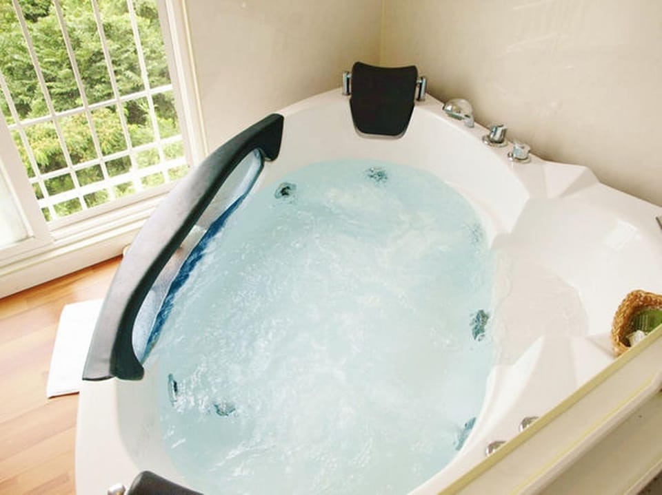 Hostellerie Avances Soiree Hostel in Chiba Prefecture