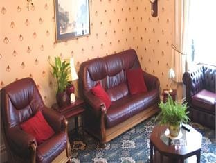 Capri Guest House Hotel in Paignton