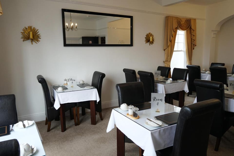 The Sandpiper Guest House Hotel in Torquay