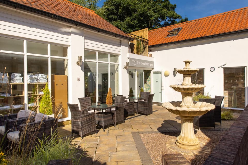 The Bridge Hotel Hotel in Borough of Harrogate